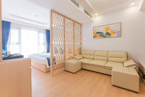Canary Gold Hotel Quy Nhơn - Beachfront - Iconic Location