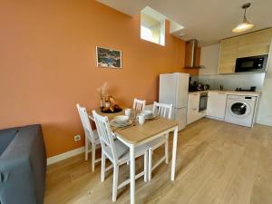 Appartements Le Pink Lady - Centre Ville - Maison Boucicaut : photos des chambres