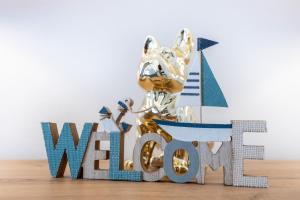 Stylish Seashore Apartment