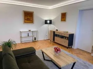 Apartment under Trojický hill - 斯提亚夫尼茲科巴內