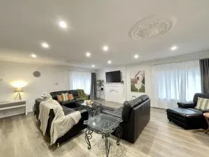 Penlink Lodge - Base To Explore Mornington Peninsula - Devon Meadows