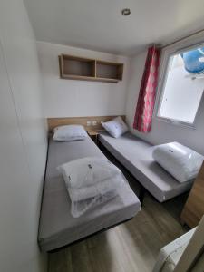 Campings Spacieux Mobil home 3 chambres : photos des chambres
