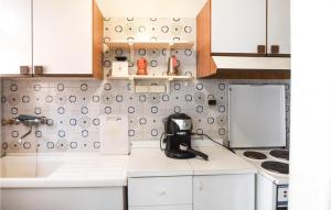 Gorgeous Apartment In Follonica