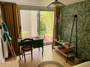 Chambre Cocoon dans une maison avec SPA et jardin en centre ville