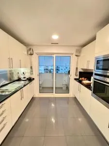 Becas House - Lisboa - Beirolas