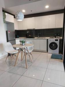 Almas Refreshing Studio House