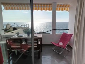 Great oportunity Costa Adeje Holiday apartment first sea line Free Wifi