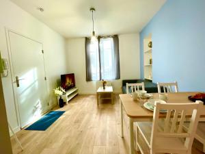 Appartements Le Lagon Bleu - Centre Ville - Maison Boucicaut : photos des chambres