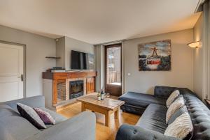 Apartment President, Alpes Agency, Central Chamonix, Sleeps 12