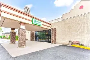 底特律都会机场温德姆花园酒店 - 贝尔维尔