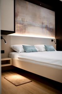 CROWONDER Apartments & Rooms OAZA with heated Swimming Pool and Sauna