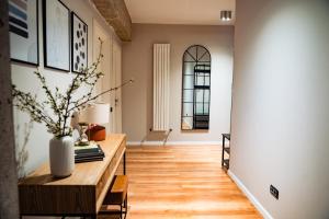 Rooftop Apt with Large Harbor View Terrace