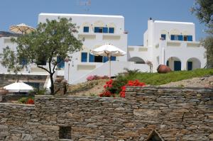 Studios Villa Lontorfou Andros Greece