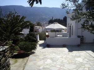 Studios Villa Lontorfou Andros Greece