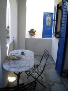 Studios Villa Lontorfou Andros Greece