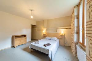 Maisons de vacances Gite des Tuileries - piscine : photos des chambres