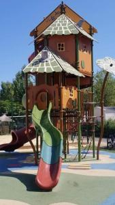 Campings Mobilhome Vias plage dans Camping : photos des chambres