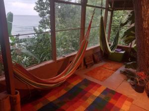 treehouse above the beach