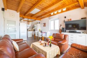 Chiefs Suite - Kriste