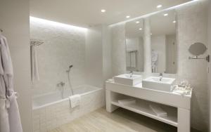 La Badira - Adult Only