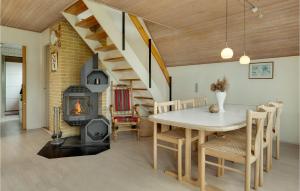 Three-Bedroom Holiday Home In Otterup