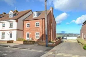 Bakers Yard - Holkham