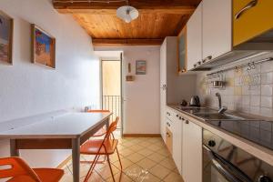 Vista mare e comfort in centro storico