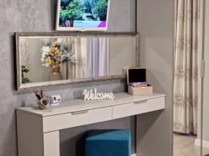 Alecsa 2 Luxury Residence