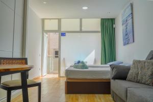 VV 404 Vista Mar con Balcón