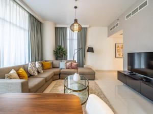 Charming 2Br in Boulevard Crescent - Downtown Dubai