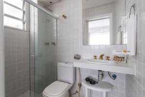 2 minutos da praia de Copacabana - A801