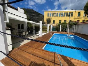 Villa Spring Apartments