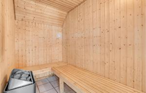 Holiday Home Per Knoldsvej Blåvand Xii