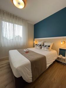 Hotels Logis L'Espadon : Chambre Double Standard