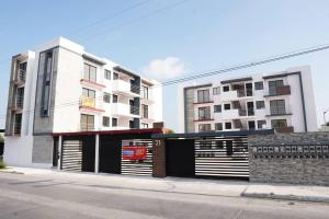 Luxury Apartment with Great Location 2-A