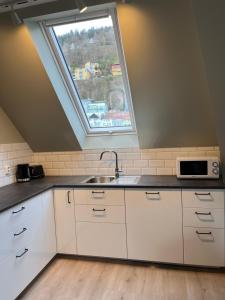 Kong Oscars Apartments