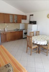 Apartment in Kanica with sea view, terrace, air conditioning, WiFi 5168-3