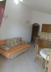 Apartment in Kanica with sea view, terrace, air conditioning, WiFi 5168-3