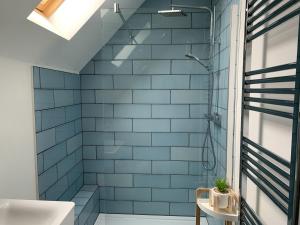 Sea Urchins Cottage at The Bay Filey, sleeps 4-5, 2 dogs welcome for free too