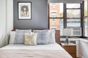 Central W Village 1BR Gym Doorman NYC-156