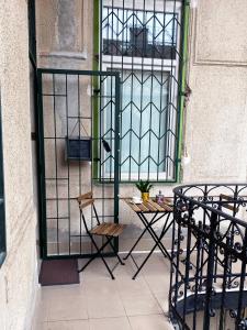 AWESOME APARTMENT IN THE CITY