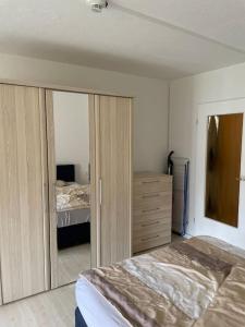 Geschäfts- und Ferienwohnung 111