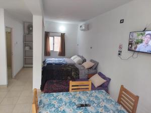 DEPARTAMENTO CON COCHERA ( COMPLEJO FRENCH )