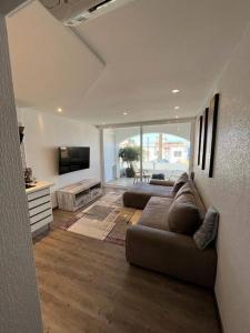 Apartment Ac - Fibra - SmartTv - modern