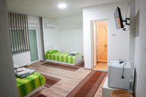 Rooms Busujok