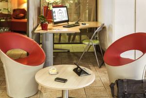 Hotels ibis Auch : photos des chambres