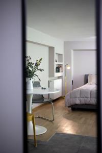 Newly Cosy Renovated Apartment Downtown
