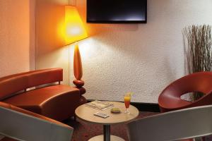 Hotels ibis Auch : photos des chambres