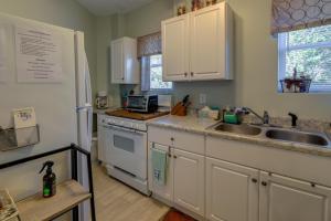 Sneads Ferry Vacation Rental Studio w Water Views