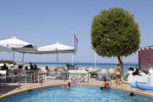 Oasis Beach Hotel Agistri Greece